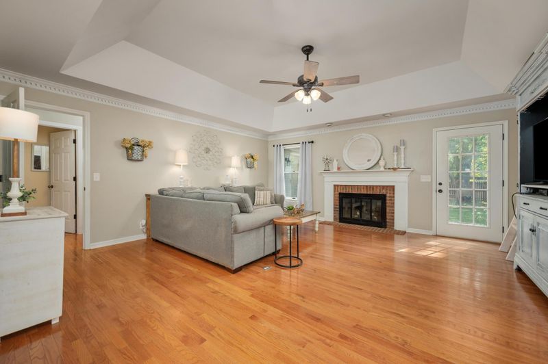 2902 Regency Park Dr, Murfreesboro, TN 37129