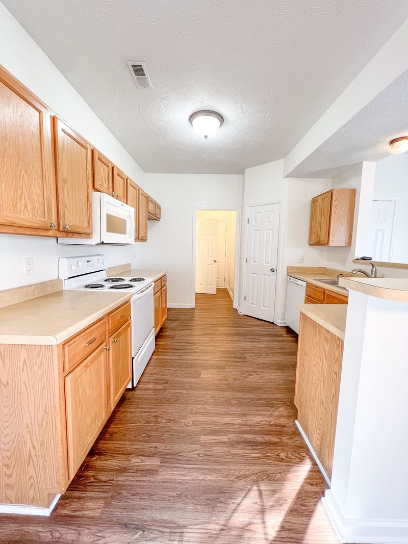 145 Claybrook Ln, Antioch, TN 37013