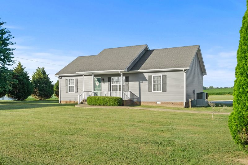 4381 Matthews Rd, Cedar Hill, TN 37032