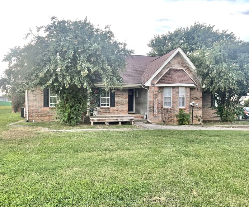 4020 Southridge Blvd, Murfreesboro, TN 37128