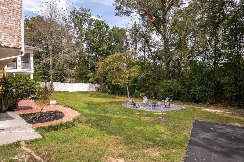 155 Battlefield Dr, Ringgold, GA 30736