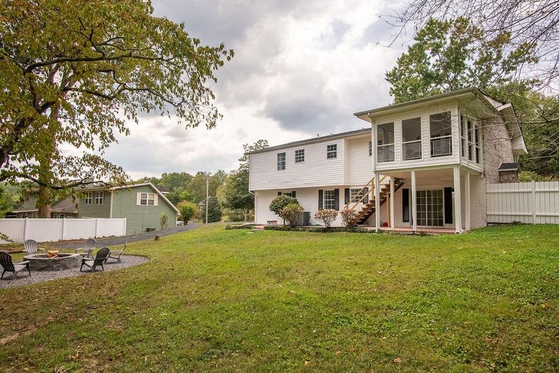 155 Battlefield Dr, Ringgold, GA 30736