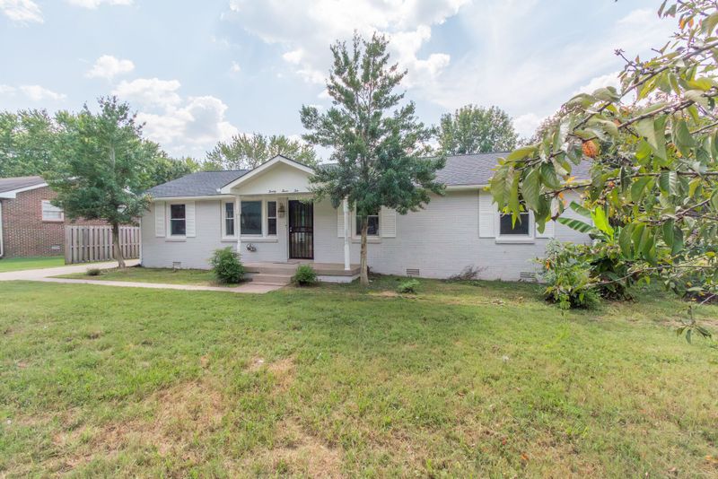 2310 Floyd Ave, Murfreesboro, TN 37127