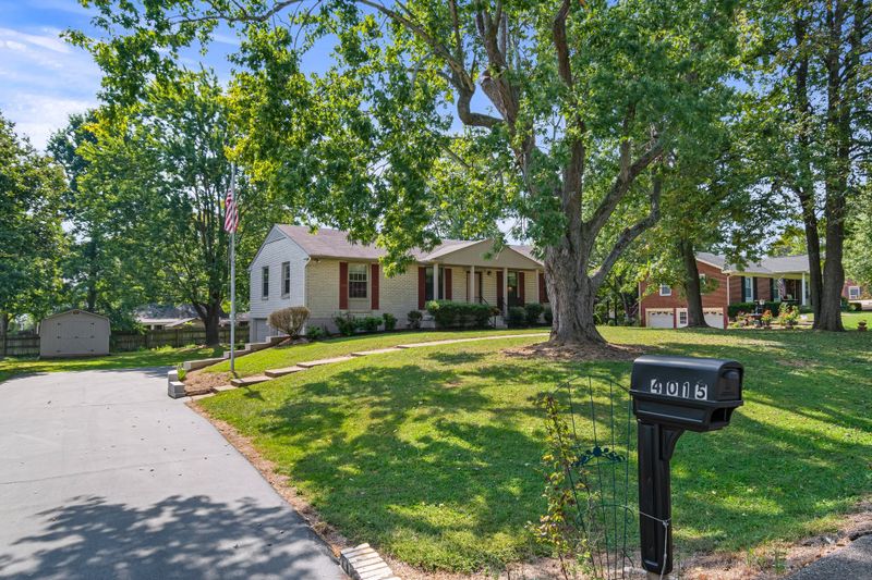 4015 Knud Dr, Columbia, TN 38401