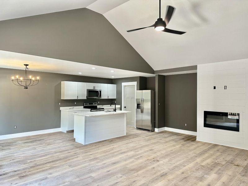 947 Bowman Rd, Ringgold, GA 30736