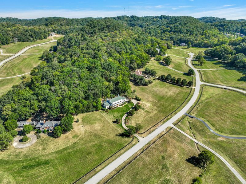 2028 Lynnwood Dr, Franklin, TN 37069