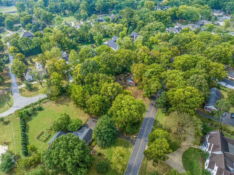 903 Glendale Ln, Nashville, TN 37204