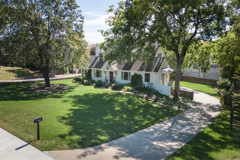 1809 Cedar Ln, Nashville, TN 37212