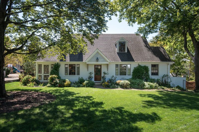 1809 Cedar Ln, Nashville, TN 37212