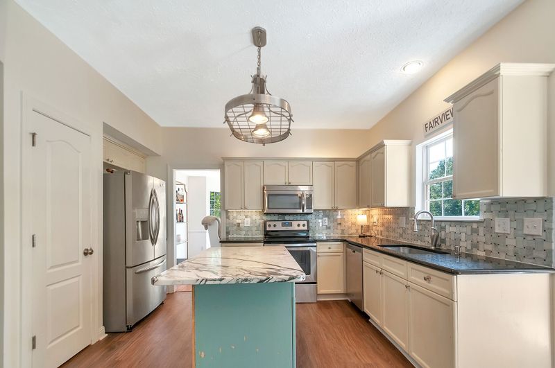 7142 Kingwood Blvd, Fairview, TN 37062