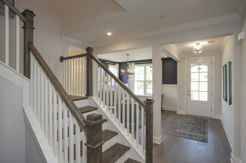 214 Pin High Dr W, Mount Juliet, TN 37122