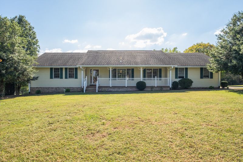 1110 Roundtree Dr, Gallatin, TN 37066