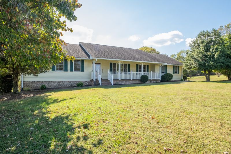 1110 Roundtree Dr, Gallatin, TN 37066