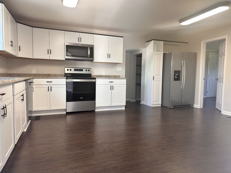 437 Pea Ridge Rd, Chestnut Mound, TN 38552