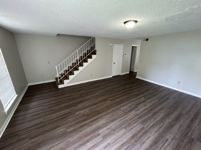 1713 Westchester Dr, Nashville, TN 37207
