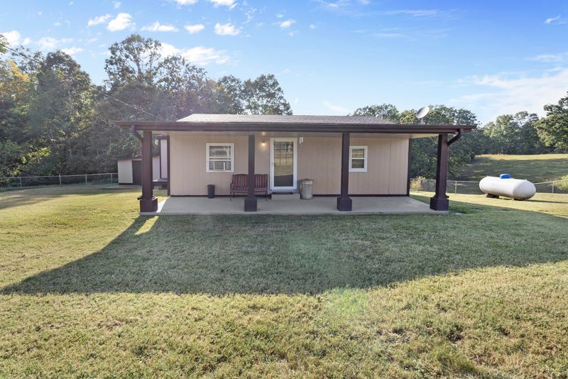 890 Wells Rd, Dickson, TN 37055