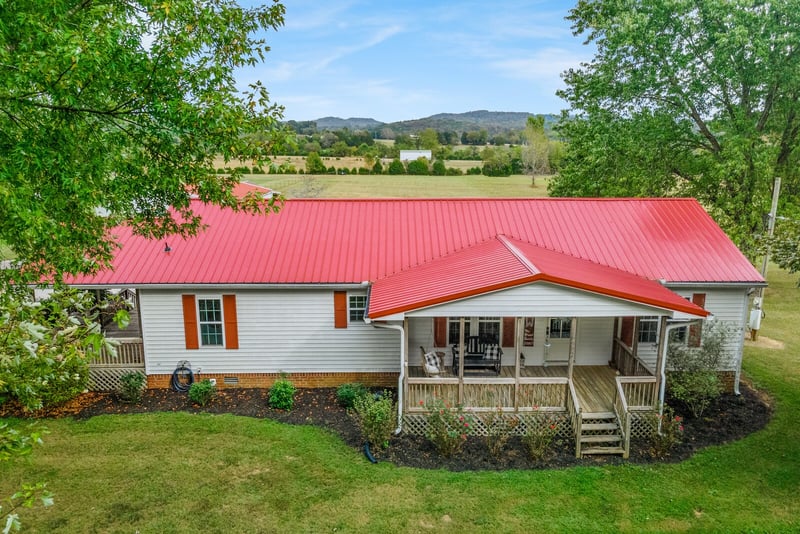 6992 Glenn Rd, College Grove, TN 37046