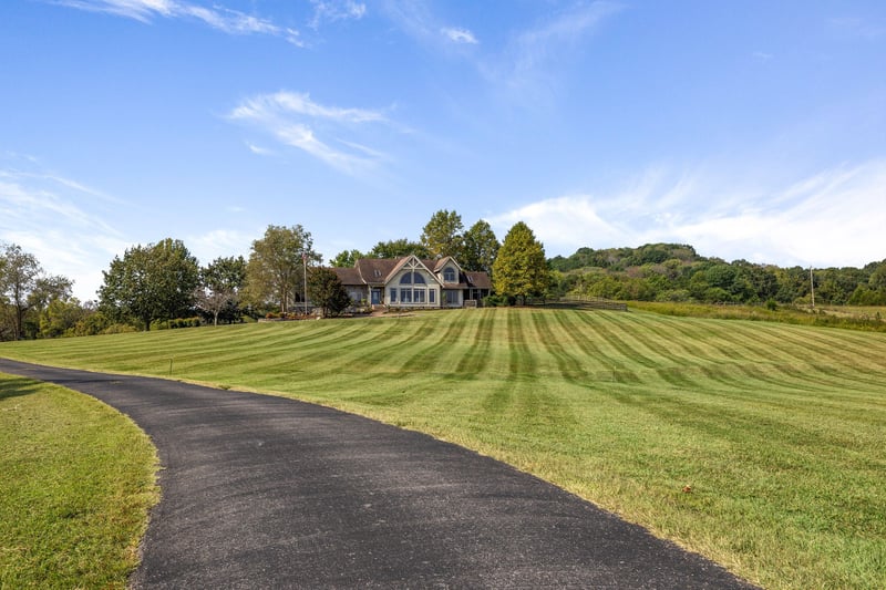 6841 Fuller Rd, College Grove, TN 37046