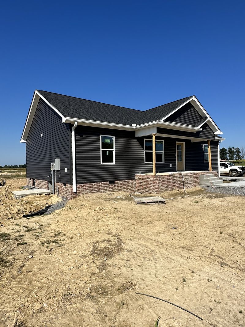 1331 N Corinth Rd, Portland, TN 37148