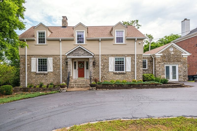 2016 Overhill Dr, Nashville, TN 37215
