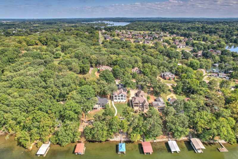 922 Shadow Ln, Mount Juliet, TN 37122