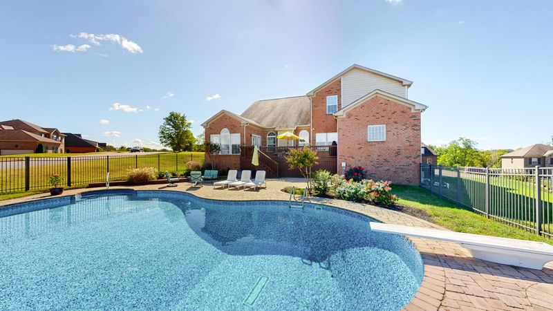 602 Stirrup Ct, Mount Juliet, TN 37122