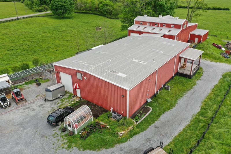 832 Jones Creek Rd, Dickson, TN 37055