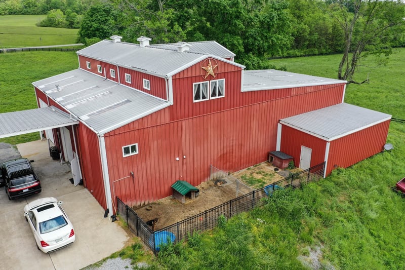 832 Jones Creek Rd, Dickson, TN 37055