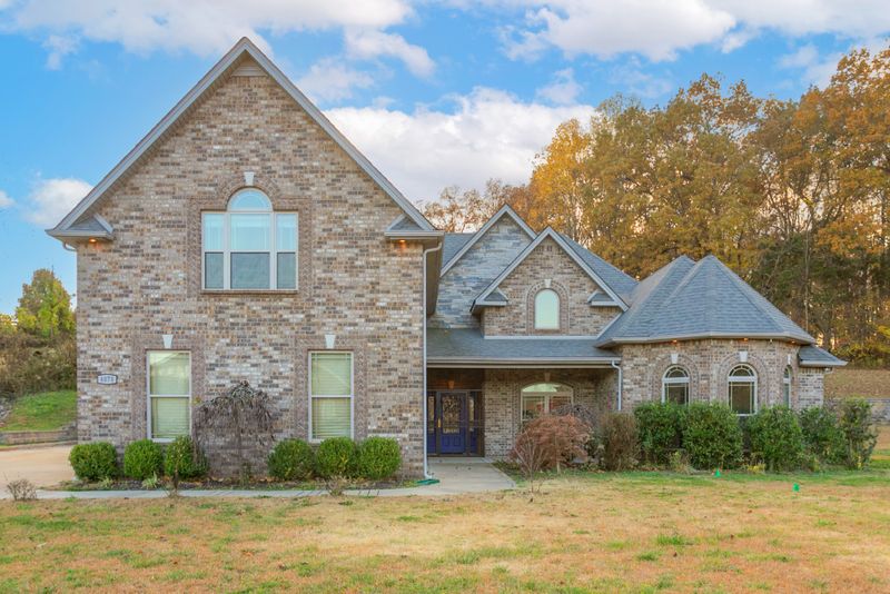 4078 Oak Pointe Dr, Pleasant View, TN 37146