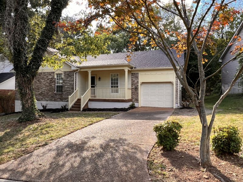 5925 Retriever Ct, Antioch, TN 37013