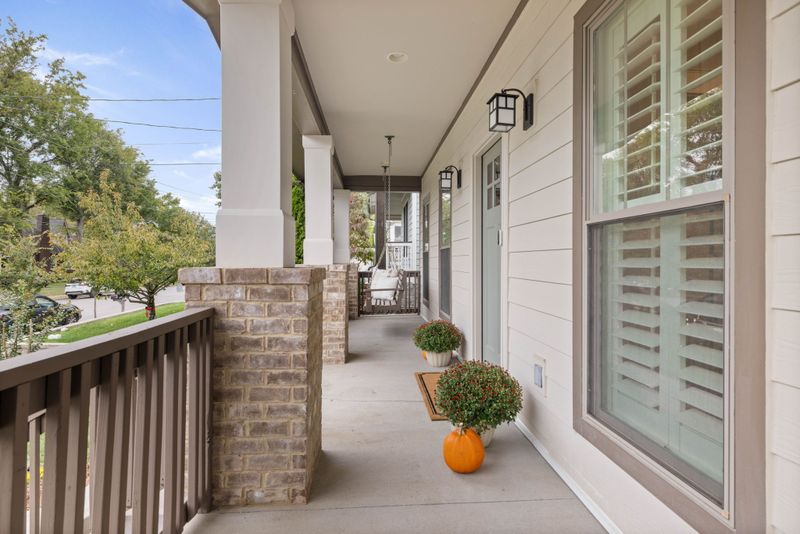 2528 Ashwood Ave, Nashville, TN 37212