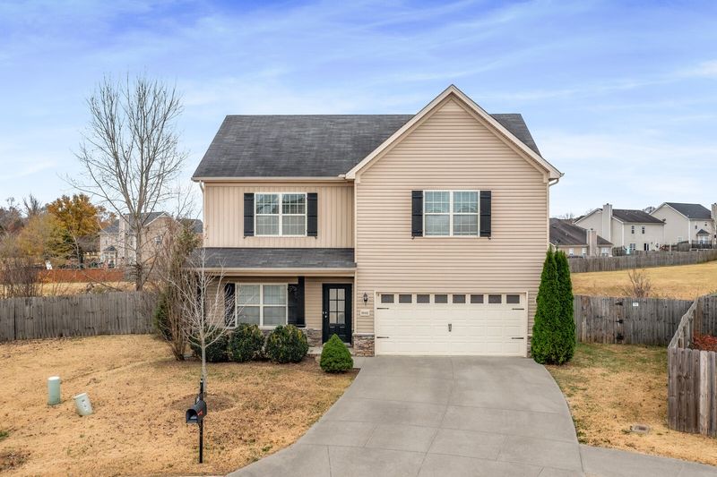 5002 Fox Rn S, Spring Hill, TN 37174