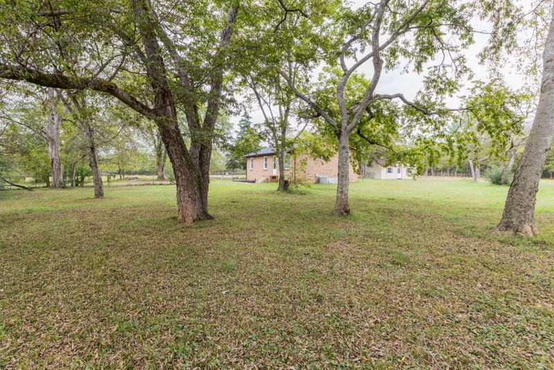 908 Twin Oak Dr, Murfreesboro, TN 37130