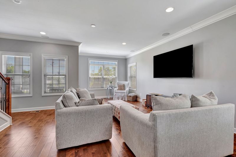 712 Bellevue Rd, Nashville, TN 37221