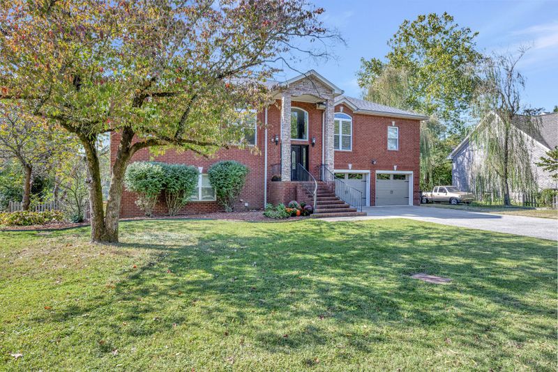 2301 Pennington Bend Rd, Nashville, TN 37214