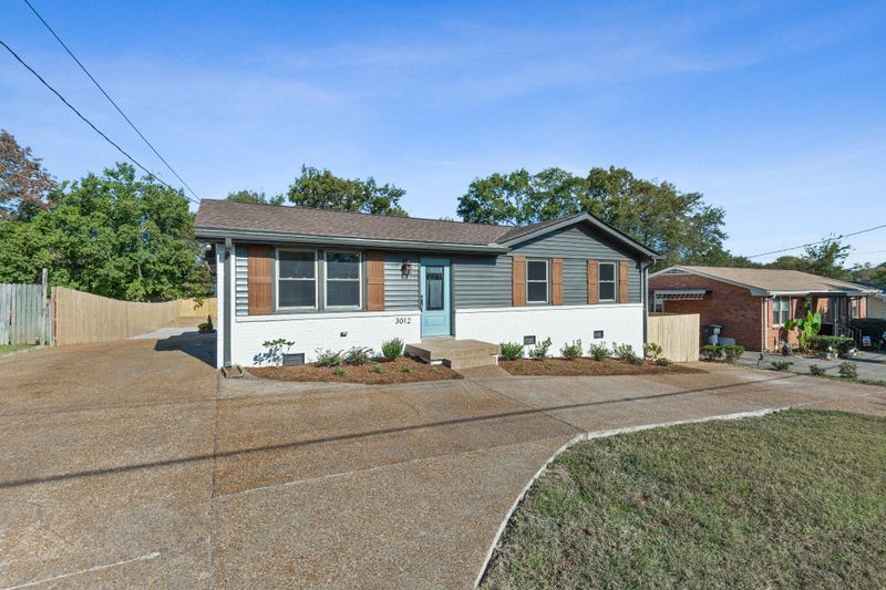 3012 Sunnyview Dr, Nashville, TN 37218