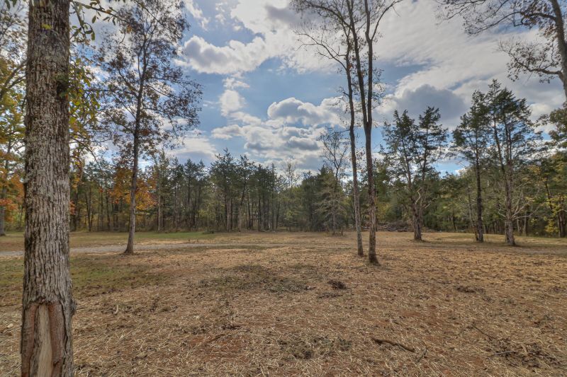 2470 Browns Mill Rd, Lascassas, TN 37085