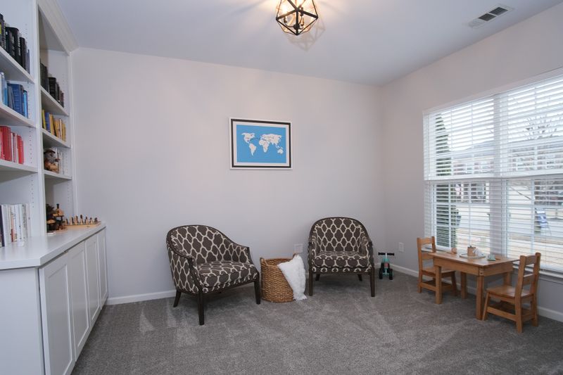1038 Merrick Rd, Hendersonville, TN 37075
