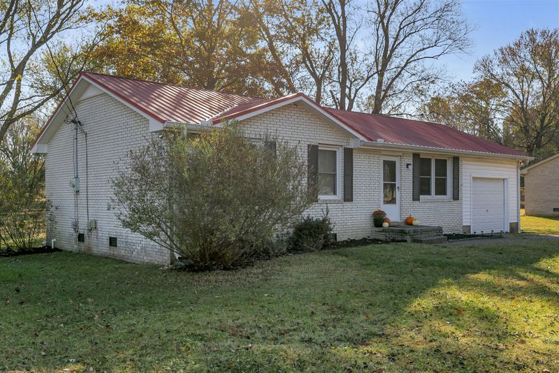 4212 Shacklett Rd, Murfreesboro, TN 37129