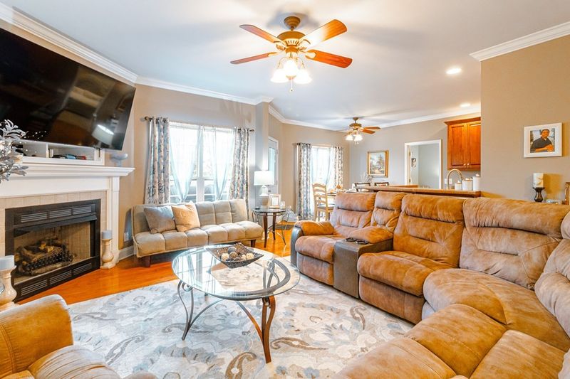 1109 Glen Cove Dr, Dalton, GA 30720