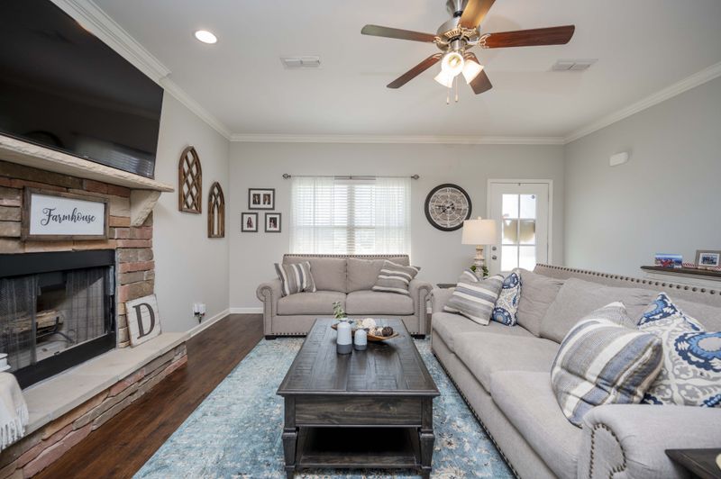 5107 Lady Thatcher Dr, Murfreesboro, TN 37129