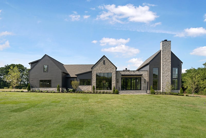 1904 Silver Fox Rd, Thompsons Station, TN 37179