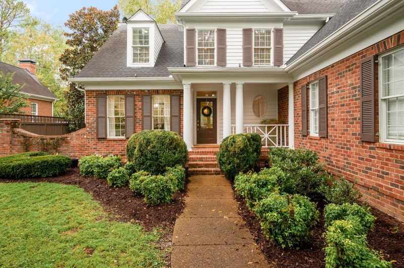 1011 Glasgow Dr, Murfreesboro, TN 37130