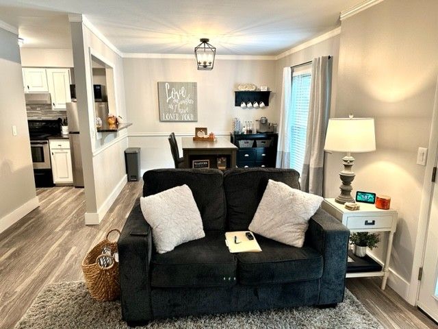 353 Summit Ridge Cir, Nashville, TN 37215