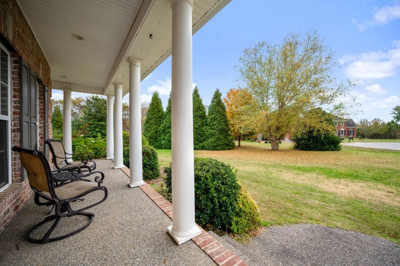 2129 Homestead Ln, Franklin, TN 37064