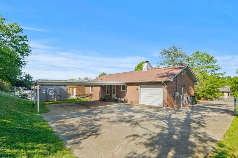 115 Holly Dr, Hendersonville, TN 37075
