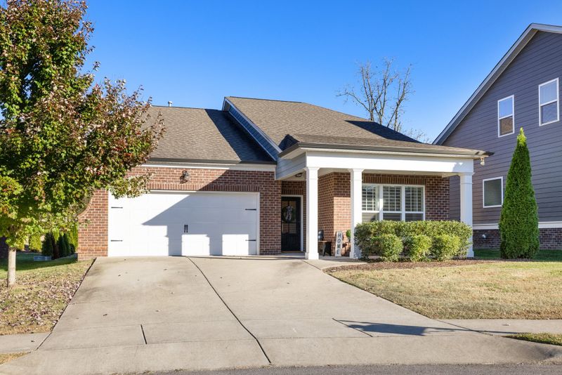2534 Tapestry St, Thompsons Station, TN 37179