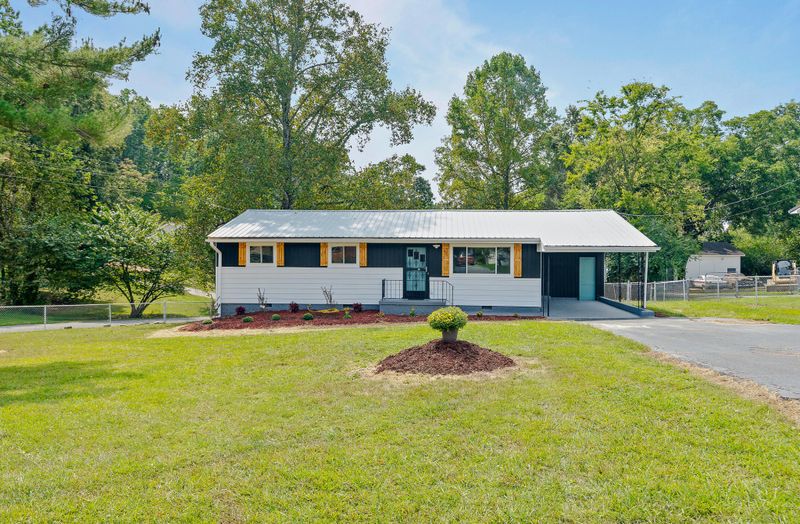 2026 Gail St, Rossville, GA 30741