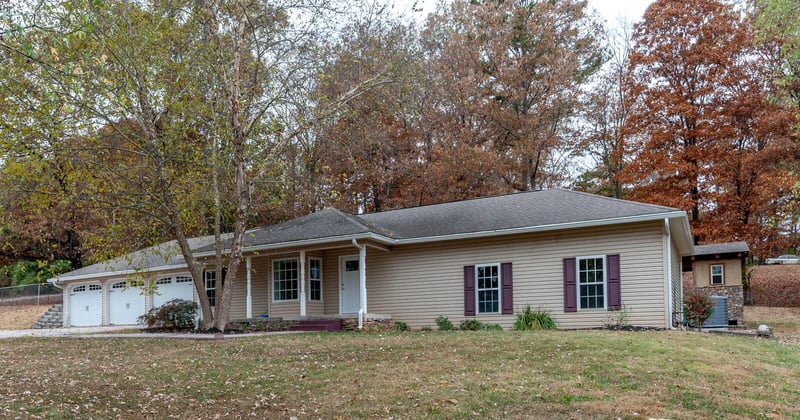 921 Freeman Ave, Bridgeport, AL 35740
