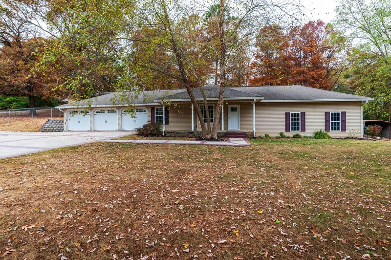 921 Freeman Ave, Bridgeport, AL 35740